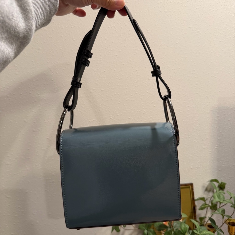 Steve Madden Small Blue Crossbody Shoulder Bag Purse Going Out Event Party Chic